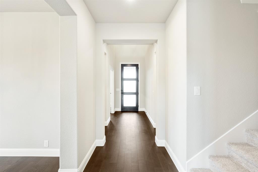 4021 Eagles Bluff Road