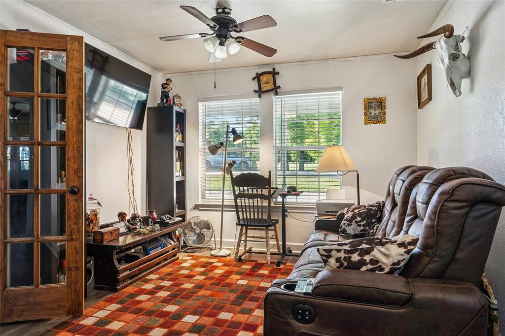 211 Ashford Lane