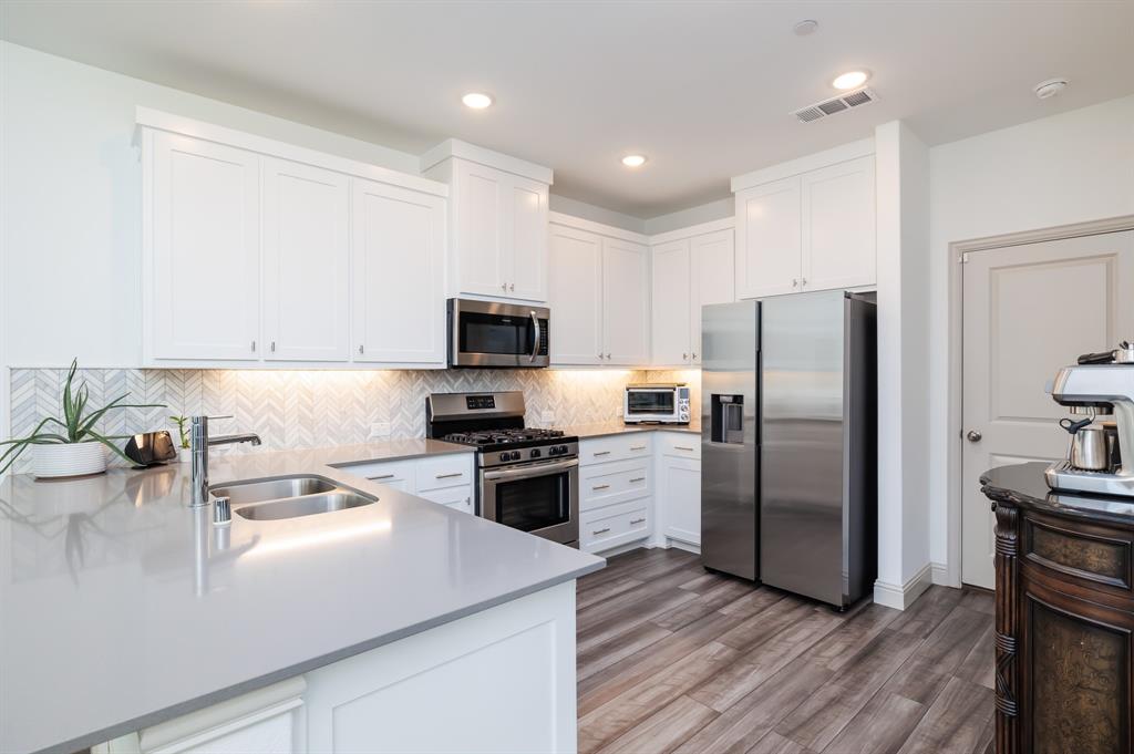 Harvest Townhomes Ph 1 - Residential