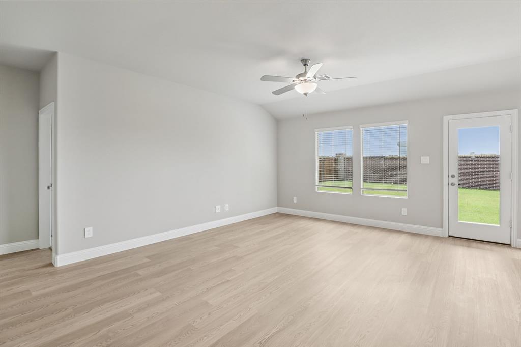 Lakehaven - Residential