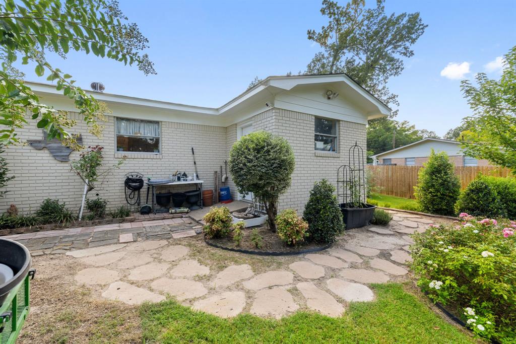 3014 Brentwood Drive