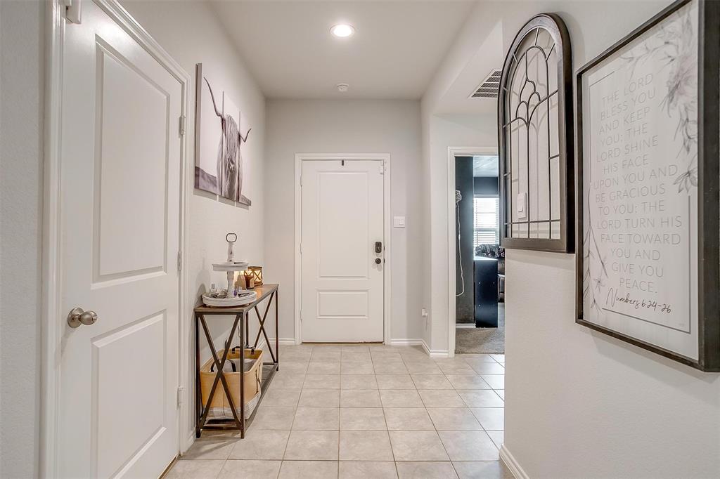 512 Bronze Circle E