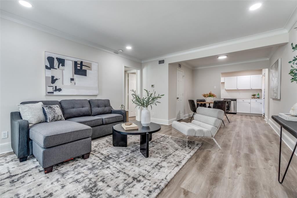 10211 Regal Oaks Drive 120