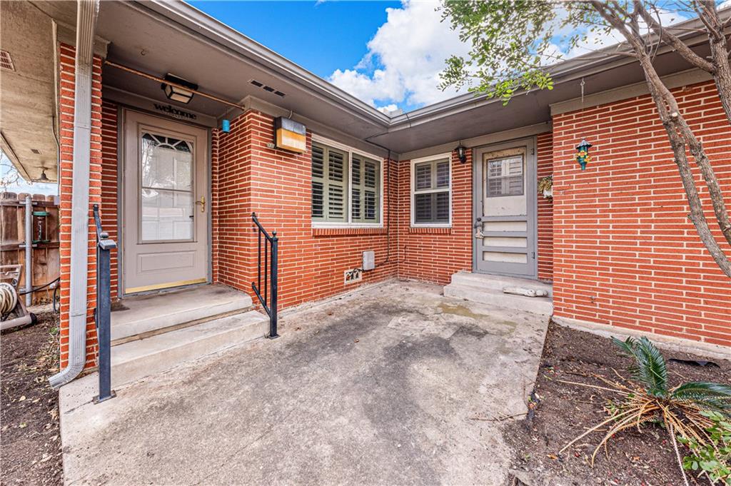 Old Oaks - Residential