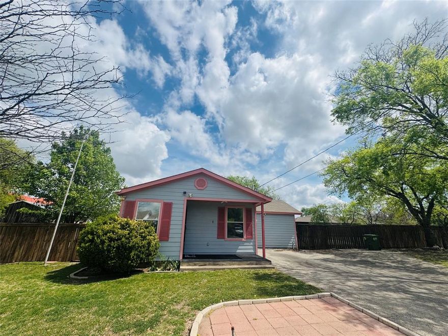 Immaculate home perfect for those looking to downsize, first time buyers, or ideal for a move in ready investment property. Wonderfully convenient location in the heart of White Settlement - walk to schools, restaurants, post office - and travel is made easy with quick access to 820, Lockheed, minutes from downtown Ft Worth. This two bedroom charmer has an exceptionally spacious living room with open floor plan concept, overlooking large dining bar and roomy kitchen with ample room for cooking - abundant in cabinet and counter space AND large walk in pantry. The oversized primary bedroom is private, has plenty of room for furnishings, and a huge walk in closet. Spacious full bath with vanity and storage. The second bedroom has a private entry and would be ideal for an office. This darling house is situated on a large, level lot with NO HOA. Enjoy your morning coffee on the large covered deck overlooking the backyard. A large storage shed and a workshop with attached double carport provide space for tools, mowers, a workspace, etc. And don't forget the greenhouse - ready for your Spring projects! Great curb appeal and meticulously maintained, this home is a must see! ALL OFFERS REVIEWED!

Disclaimer: All property information is deemed reliable but not guaranteed. Buyers, tenants, and their representatives should independently verify all details, including but not limited to measurements, permitted uses, zoning, schools, utilities, taxes and any other information important to their decision-making.