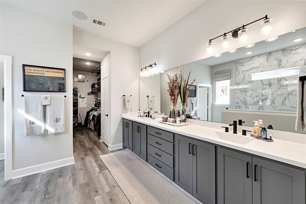 Viridian Village 3a - Residential