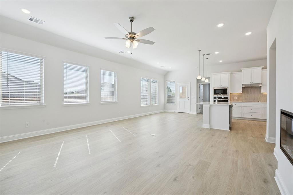 Summer Crest - Residential