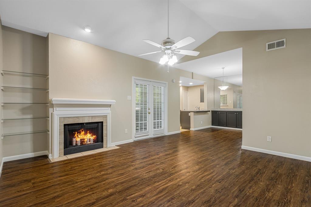 Woods On Park Lane Condos - Residential Lease