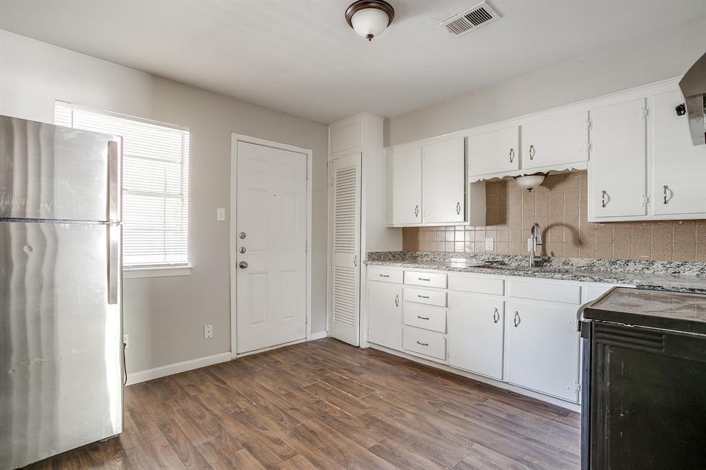 Popes Sub - Residential Lease