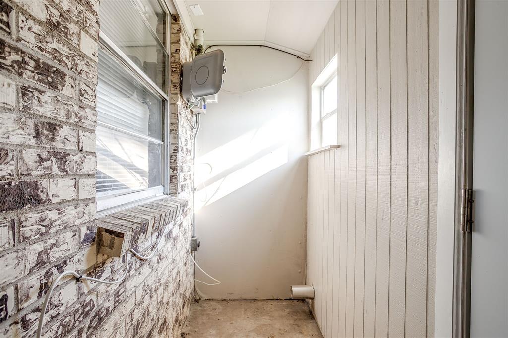 Popes Sub - Residential Lease