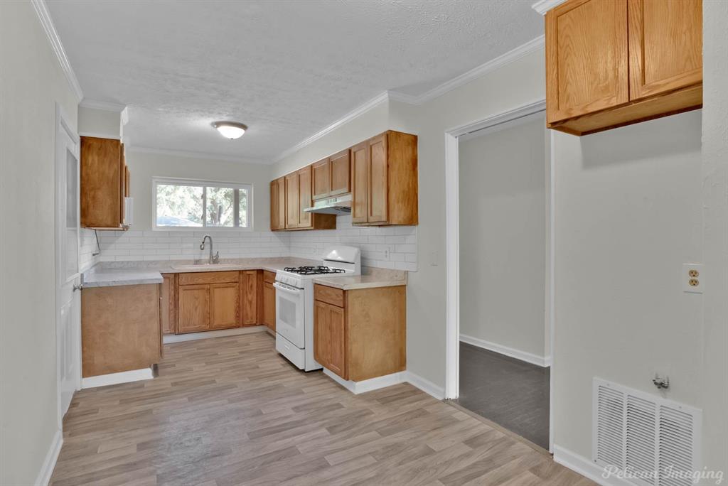 Bossier City, Louisiana 71111, United States, 3 Bedrooms Bedrooms, ,2 BathroomsBathrooms,Residential,Active,222208