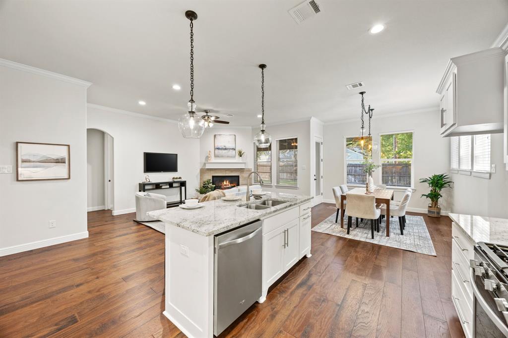 Chamberlain Arlington Heights 1st - Residential