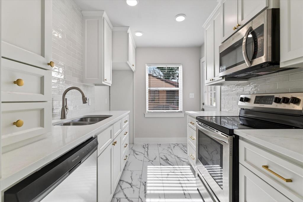 Carroll Park - Residential Income