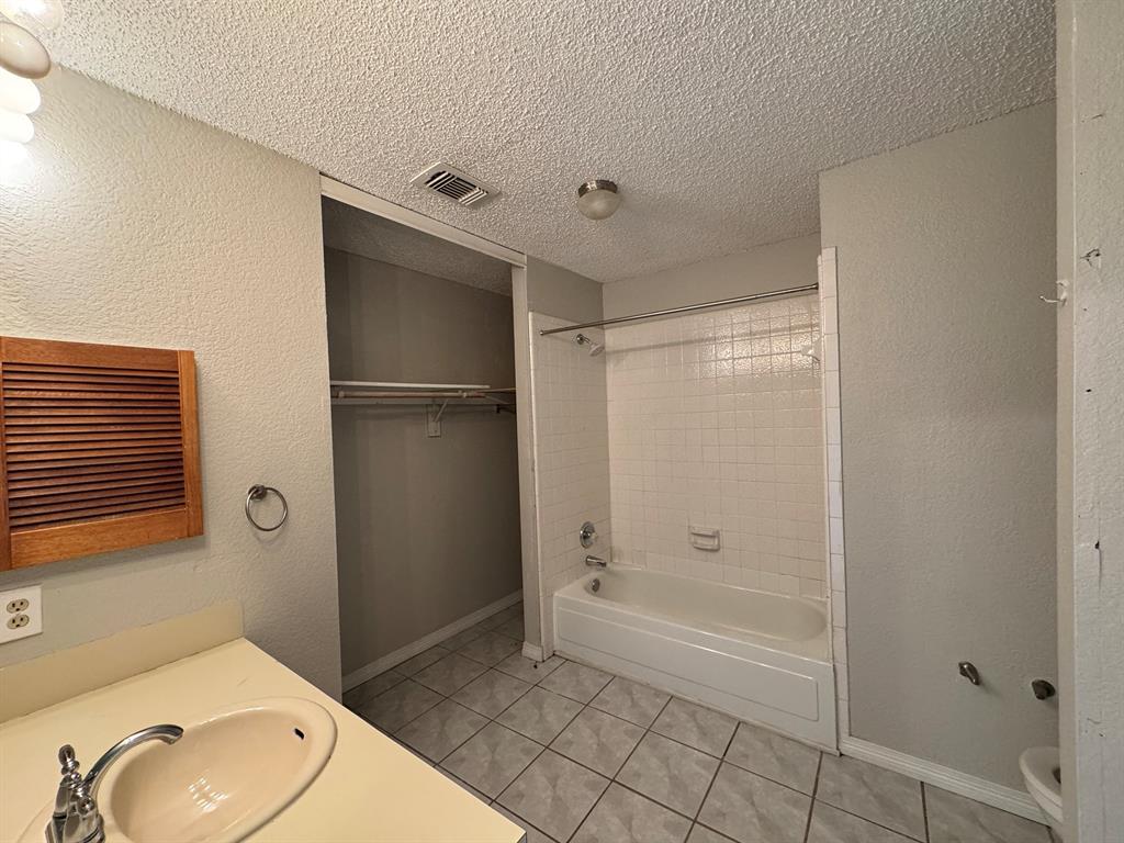 Stonebrook Estates Add - Residential Lease