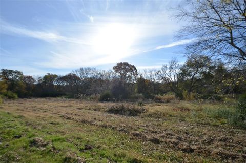 A home in Grand Saline