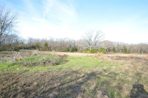 A home in Grand Saline