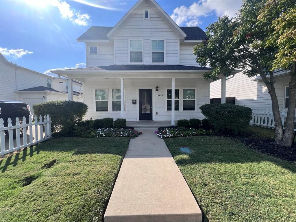 Photo of 1203 N Tennessee Street #C, McKinney, TX 75069 (MLS # 21251950)