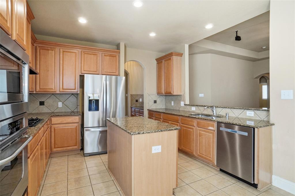 1205 Crestcove Drive