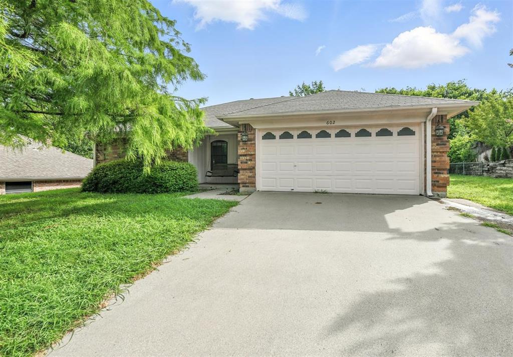 602 Valleyridge Court