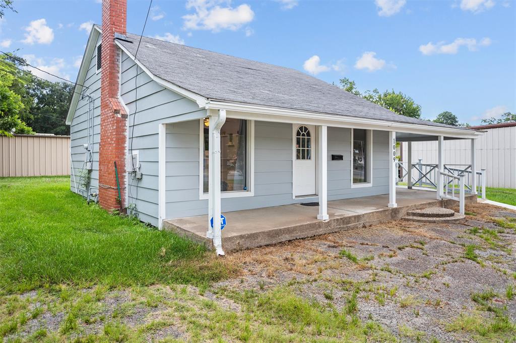 1009 E Denman Avenue