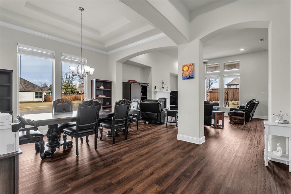 13784 Carmenita Drive