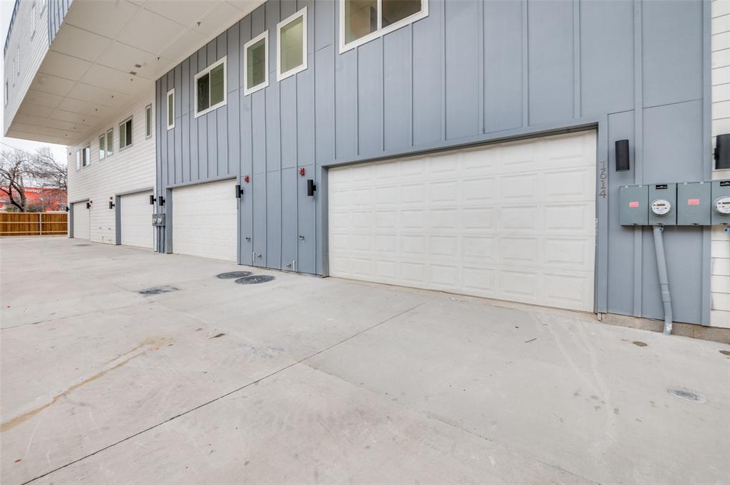 1614 Andrade Place