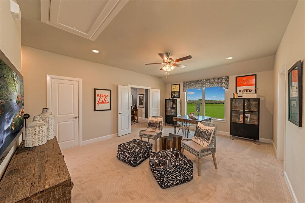 Valencia on the Lake - Residential