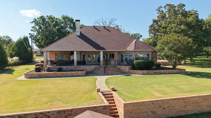 Photo 1 of 37 — 180 Surls Drive, Mabank, TX 75156