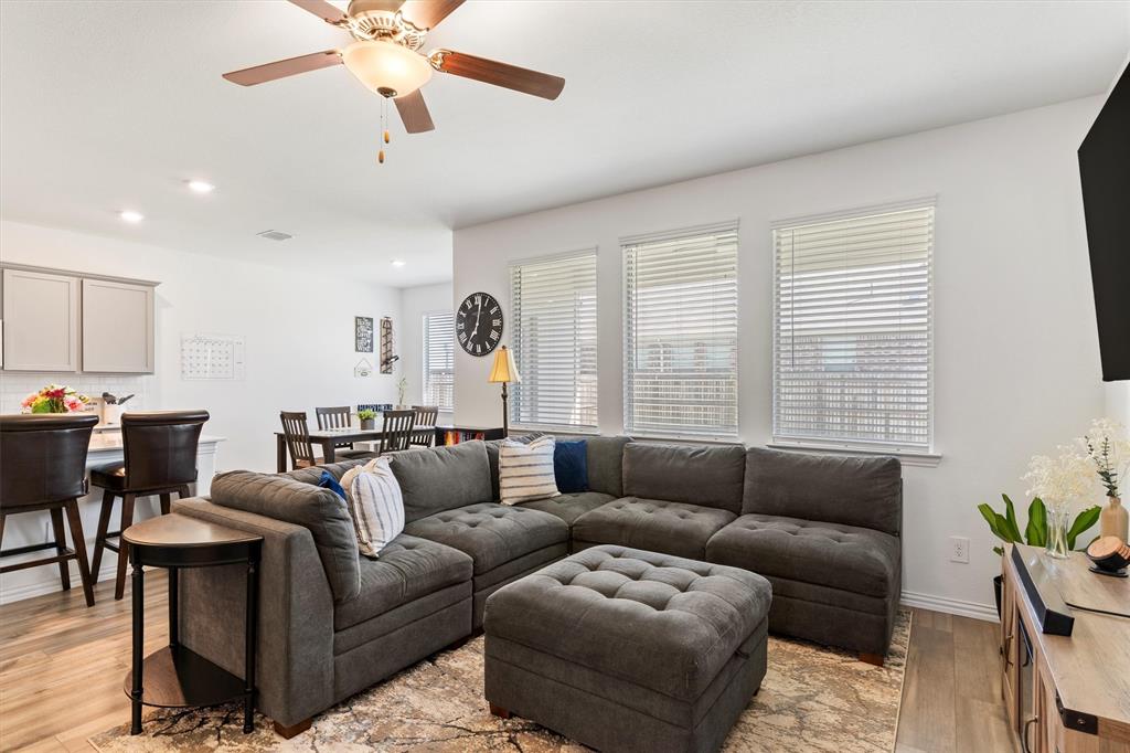 Trinity Xing Ph 5b - Residential