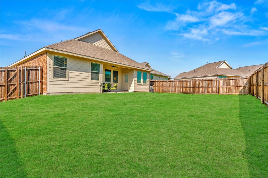 Trinity Xing Ph 5b - Residential