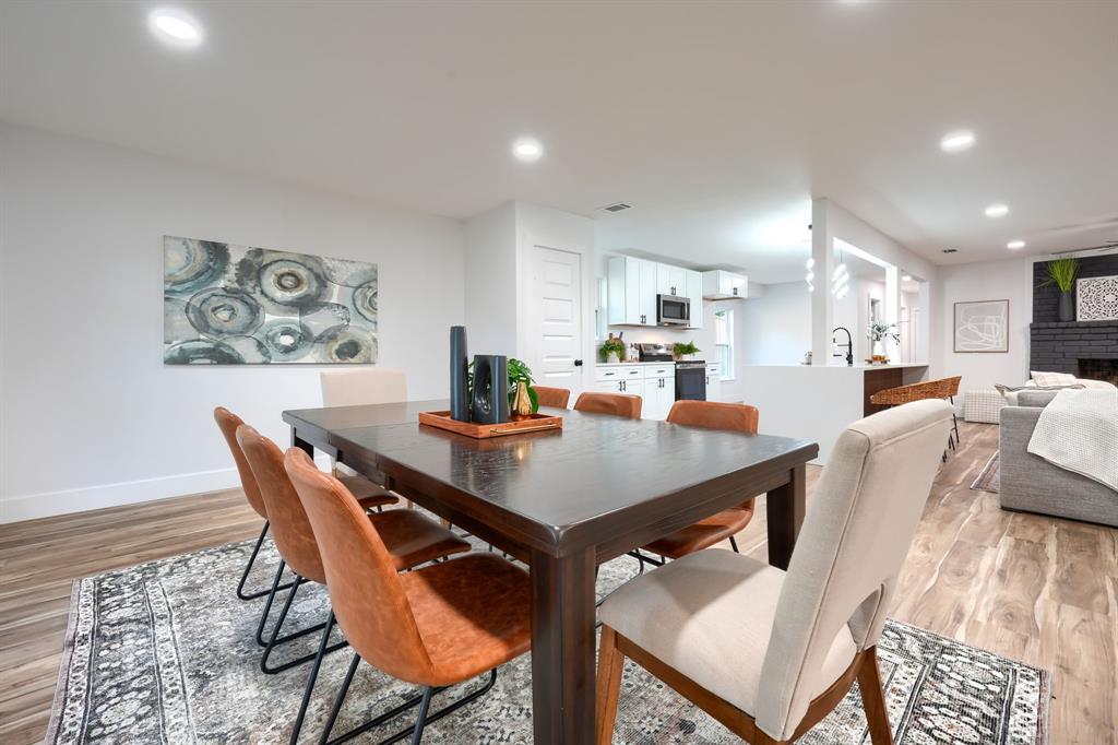 219 Lakeview Drive
