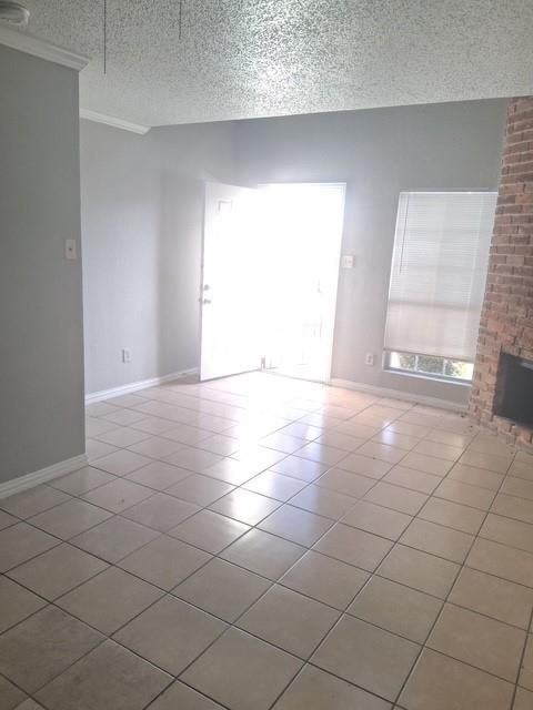 9459 Olde Towne Row Dallas TX 75227