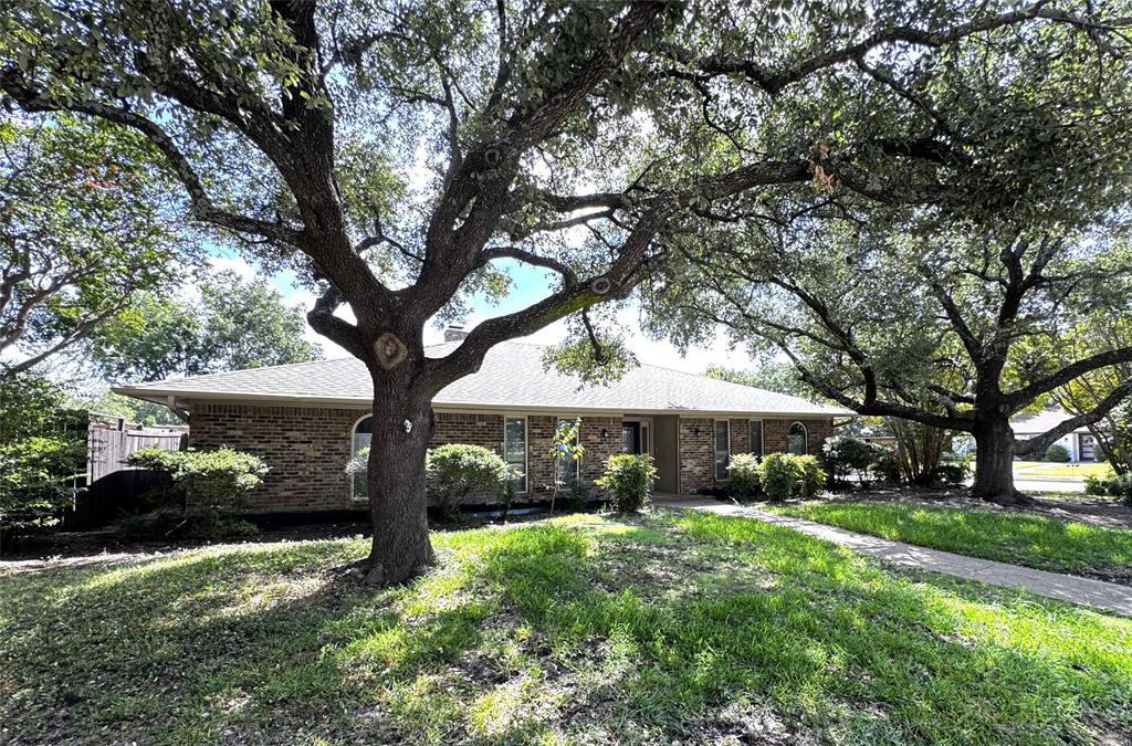 2616 Teakwood Lane