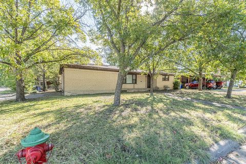 801 Ala Drive White Settlement TX 76108