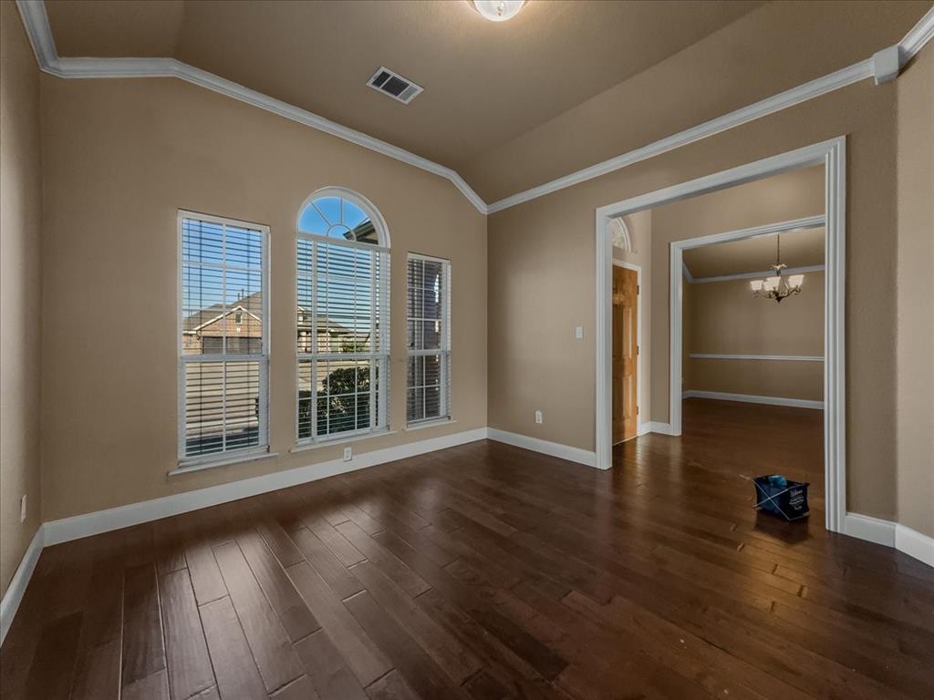 402 Tanglewood Drive