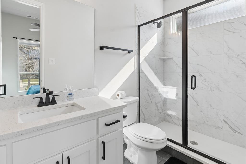 Castle Hills Ph 10 Lewisvil - Residential