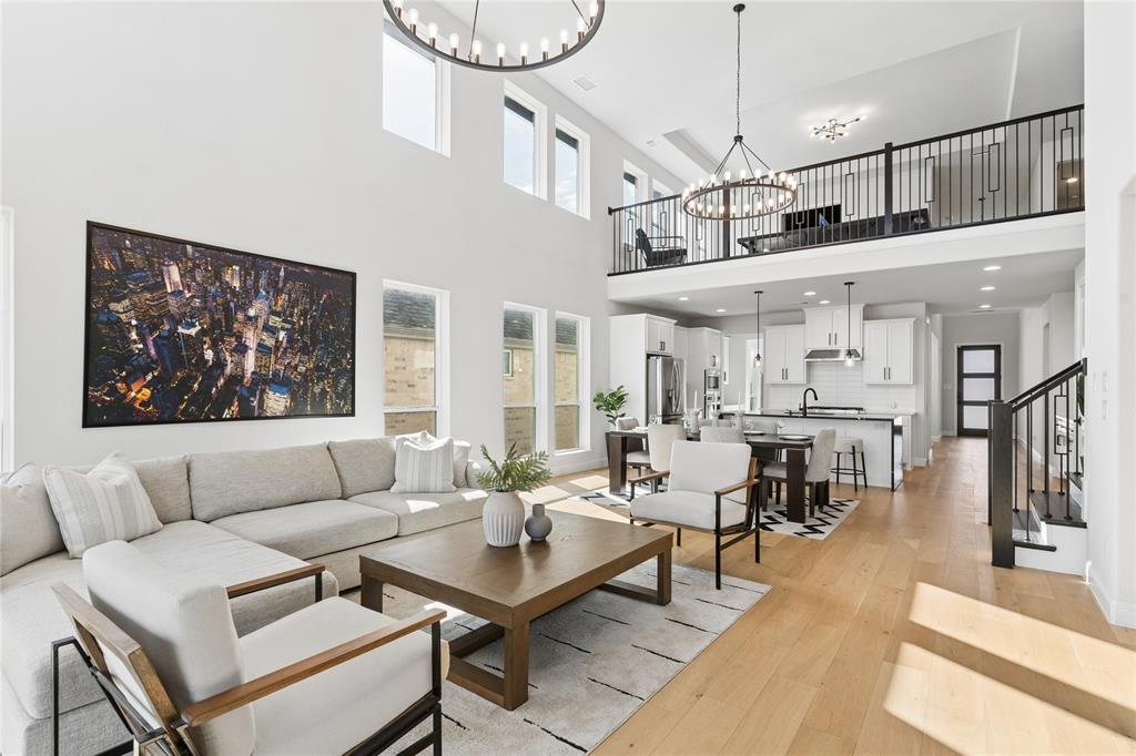 Castle Hills Ph 10 Lewisvil - Residential