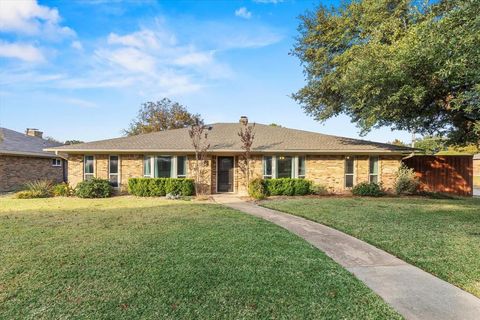2401 Bluffton Drive Plano TX 75075