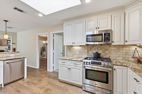 Tiny photo for 2816 N Creekwood Drive, Grapevine, TX 76051 (MLS # 21337875)