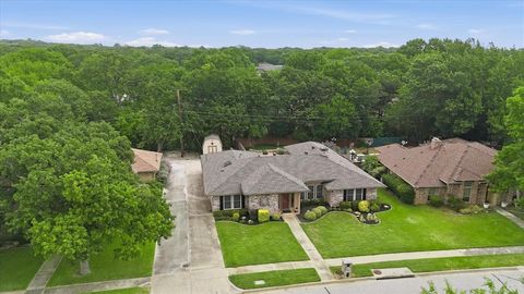 Tiny photo for 2816 N Creekwood Drive, Grapevine, TX 76051 (MLS # 21337875)