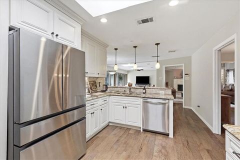 Tiny photo for 2816 N Creekwood Drive, Grapevine, TX 76051 (MLS # 21337875)