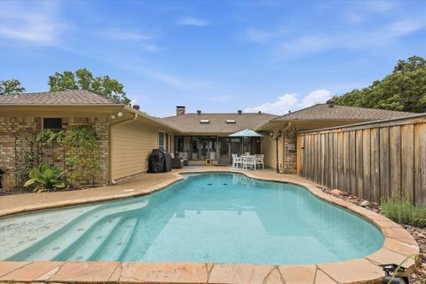 Tiny photo for 2816 N Creekwood Drive, Grapevine, TX 76051 (MLS # 21337875)