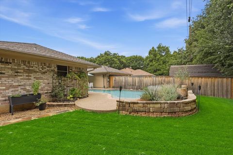 Tiny photo for 2816 N Creekwood Drive, Grapevine, TX 76051 (MLS # 21337875)