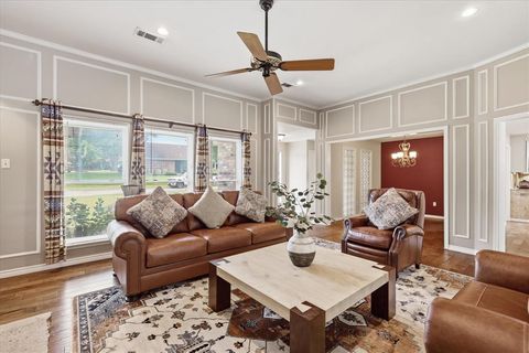 Tiny photo for 2816 N Creekwood Drive, Grapevine, TX 76051 (MLS # 21337875)