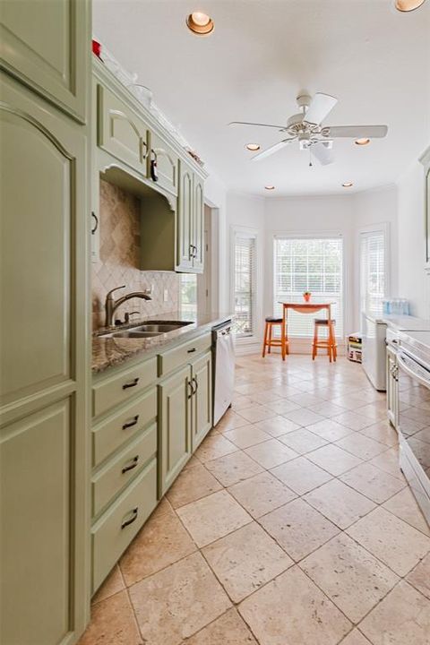 Tiny photo for 1503 S College Avenue, Decatur, TX 76234 (MLS # 21191221)