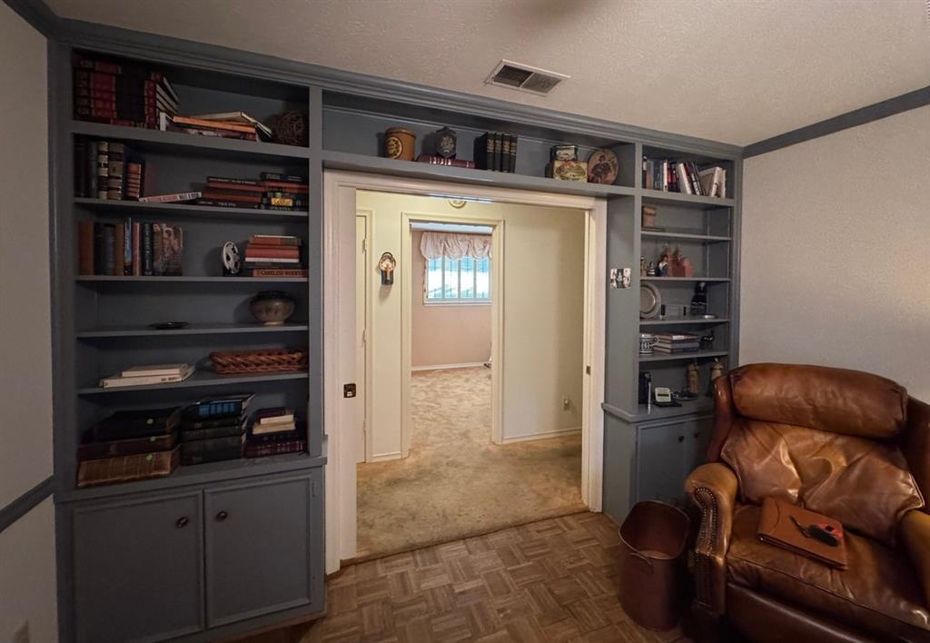 Lovers Lane East - Residential