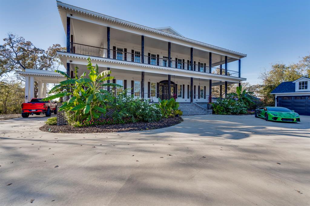 Country Club - Residential