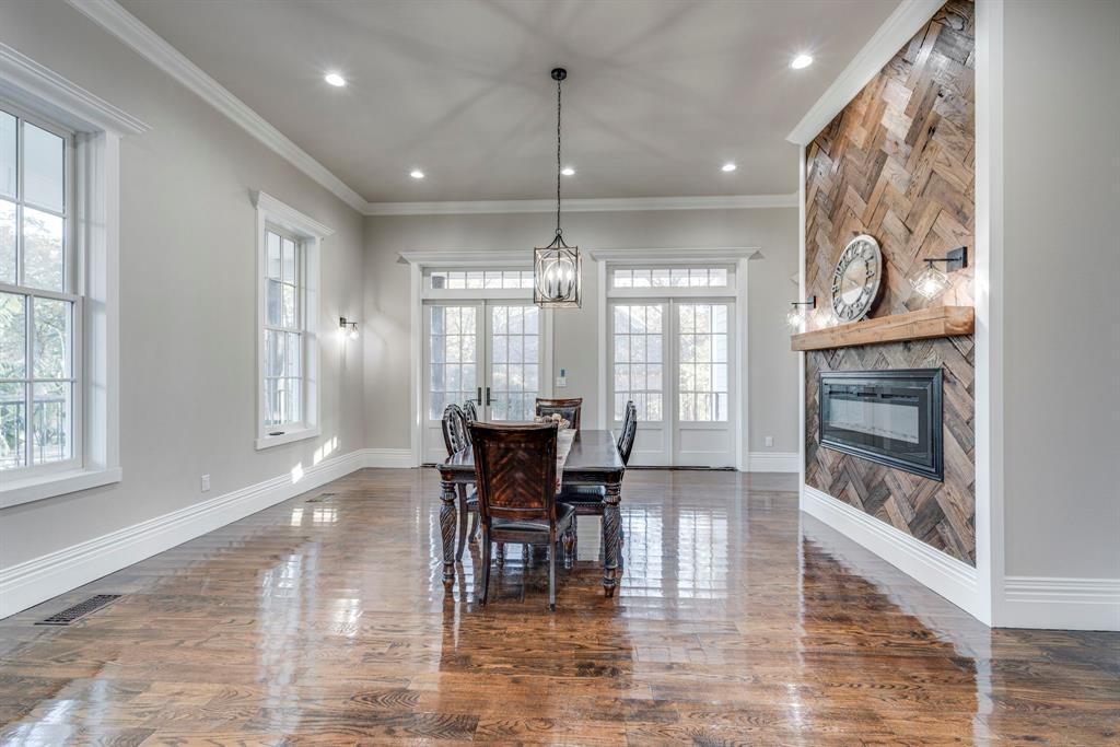 Country Club - Residential