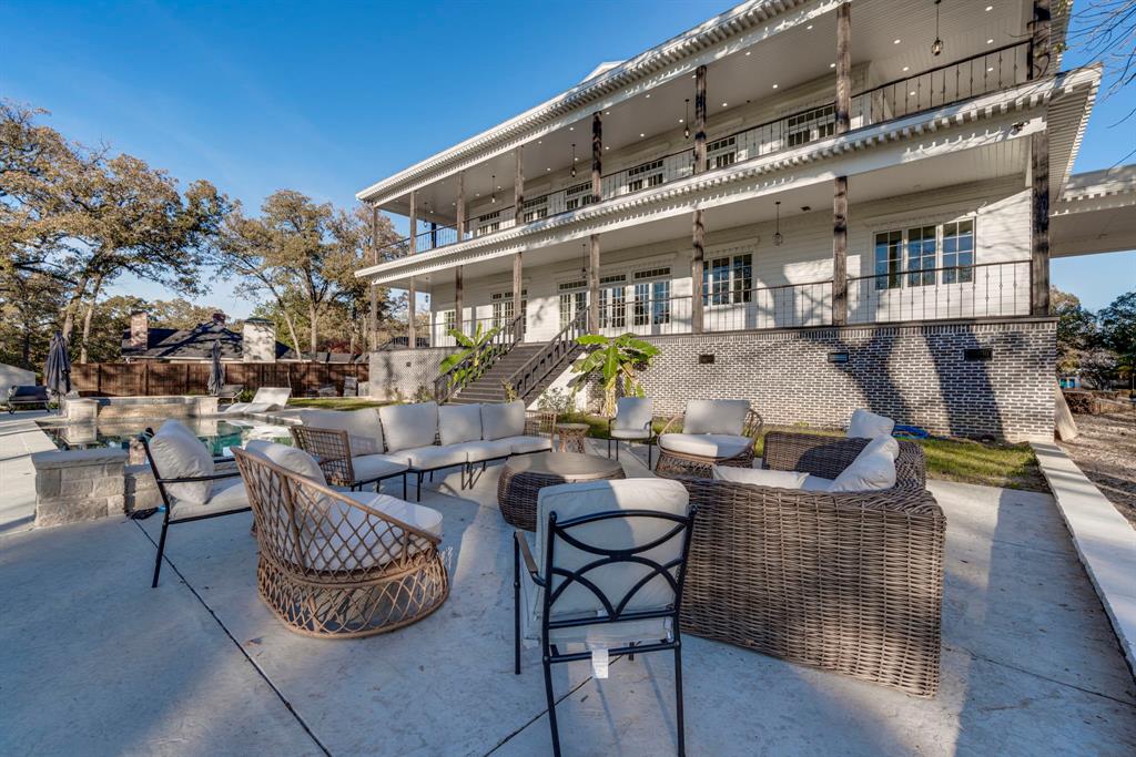 Country Club - Residential