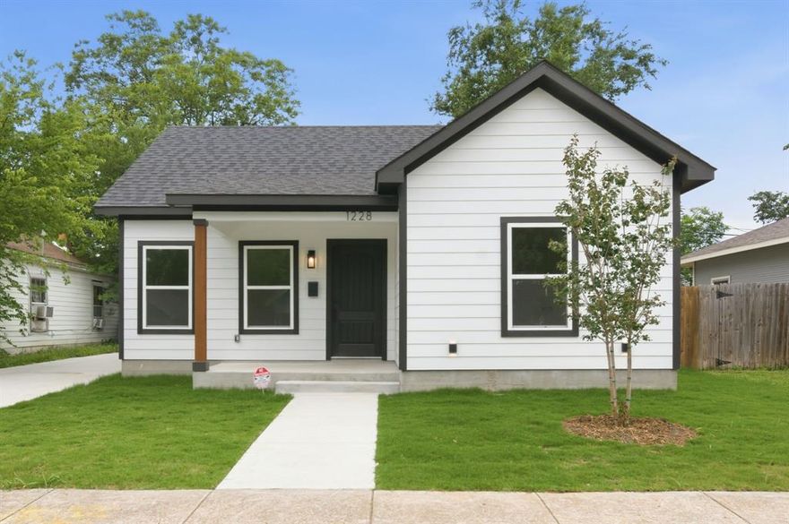 Discover modern living in the heart of historic Southside Fort Worth! This brand-new construction offers the perfect blend of contemporary style and convenience, featuring 3 spacious bedrooms, 2 full baths, plus a dedicated office that could easily serve as a 4th bedroom. The open-concept layout showcases a spacious kitchen with abundant cabinetry, a large island, and beautiful quartz countertops—perfect for entertaining and everyday living. Luxury vinyl plank flooring flows throughout the home, complemented by decorative modern lighting and stylish finishes. The primary suite features a walk-in shower and a thoughtfully designed layout for comfort and relaxation. Conveniently located just minutes from Downtown Fort Worth, dining, entertainment, and major highways, this home offers both charm and accessibility in one of Fort Worth’s growing areas.